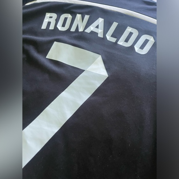 REAL MADRID DRAGON JERSEY | all players and sizes available - Picture 9 of 10